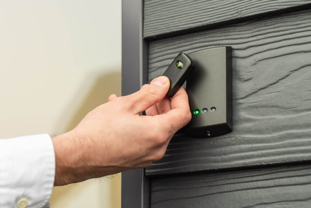 Access control fob reader